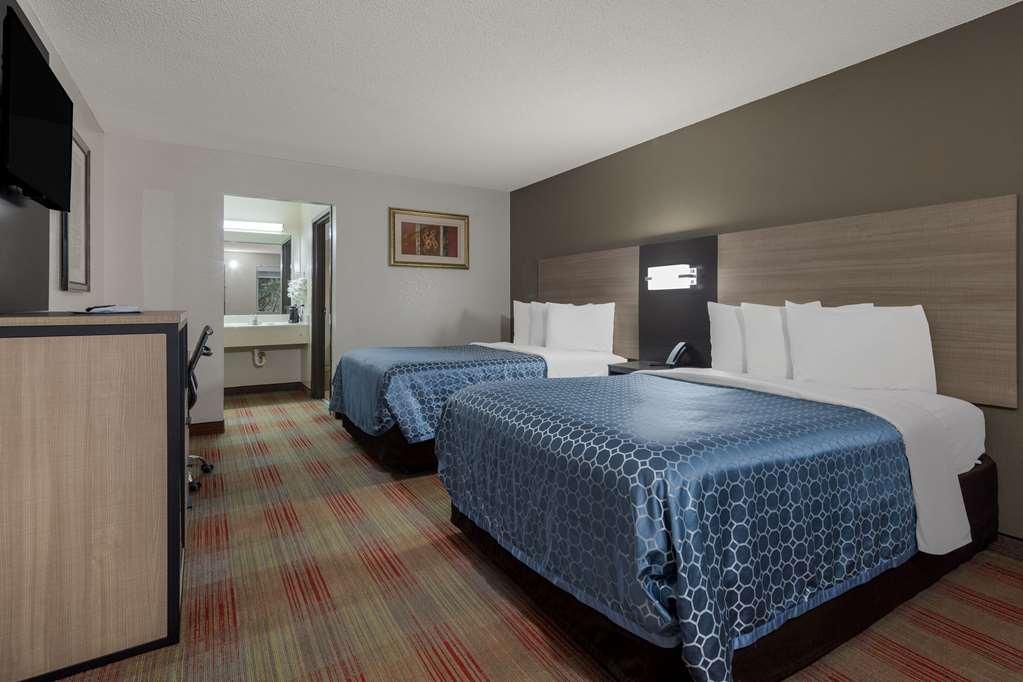 Elkton Rodeway Inn חדר תמונה