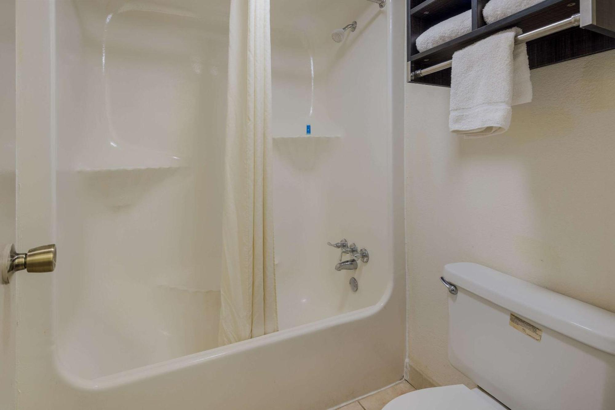 Elkton Rodeway Inn מראה חיצוני תמונה