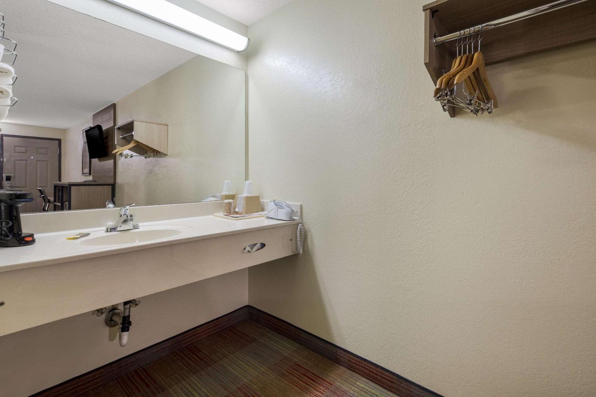 Elkton Rodeway Inn מראה חיצוני תמונה