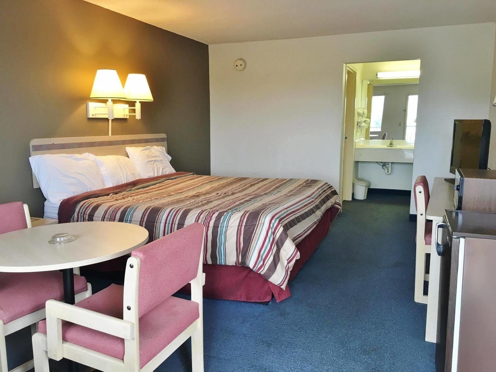Elkton Rodeway Inn מראה חיצוני תמונה